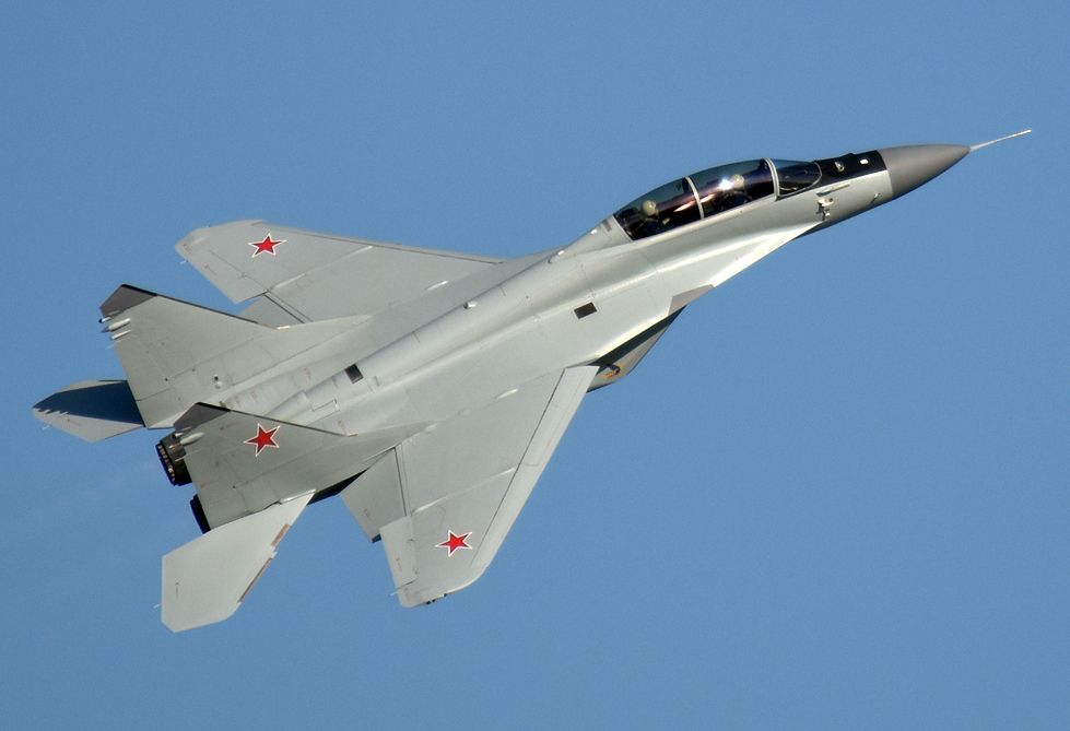 Russian_Air_Force,_747,_Mikoyan-Gurevich_MiG-29M2.jpg