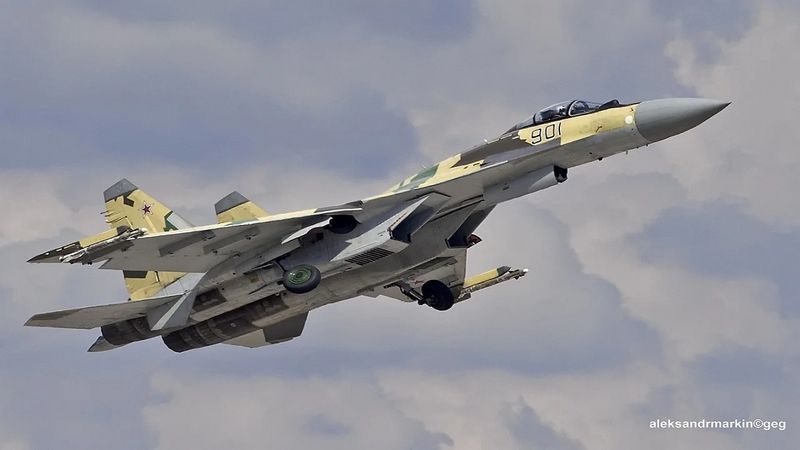 Image-2-Su-35-Flanker-E-Multirole-Fighter.jpg